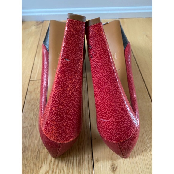 Halston Heritage Red Platform Stilettos Snakeskin Textured Heels - Picture 11 of 13